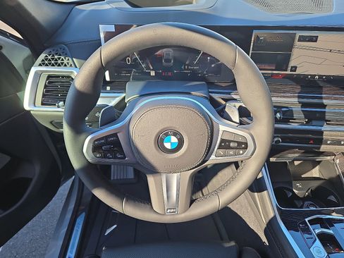 New 2026 BMW X6 xDrive40i w/ Premium Package image 8