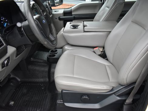 Used 2018 Ford F250 XL w/ Power Equipment Group image 25