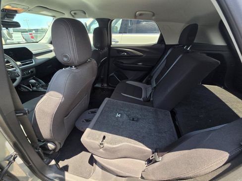 Used 2024 Chevrolet TrailBlazer LS w/ LS Convenience Package FWD image 7