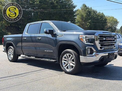 Used 2022 GMC Sierra 1500 SLT w/ SLT Premium Plus Package AWD/4WD image 8