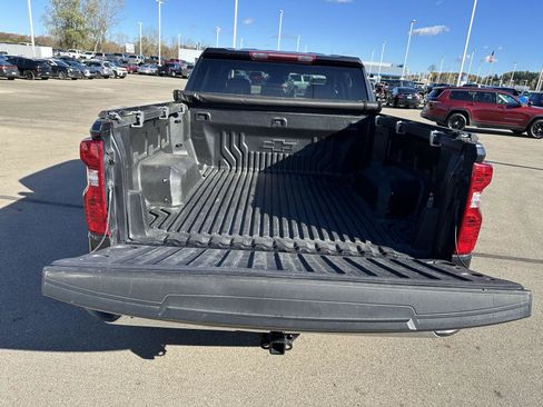 Used 2023 Chevrolet Silverado 1500 LT image 7