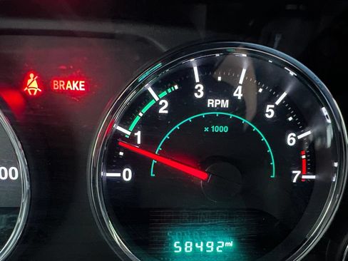 Used 2015 Jeep Wrangler Unlimited Sahara AWD/4WD image 23