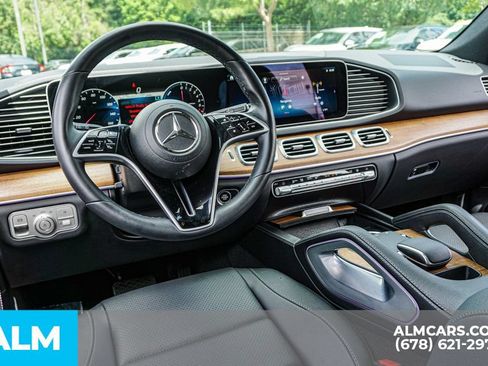 Used 2025 Mercedes-Benz GLE 450e 4MATIC image 26