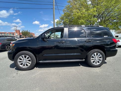 Used 2013 Toyota Sequoia Limited AWD/4WD image 8