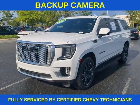 Used 2023 GMC Yukon XL Denali AWD/4WD image 12