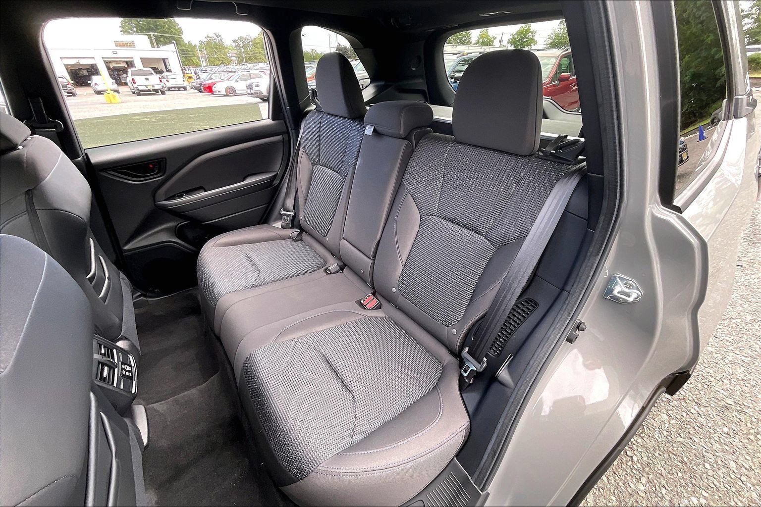 Used 2026 Subaru Forester Premium AWD/4WD image 21