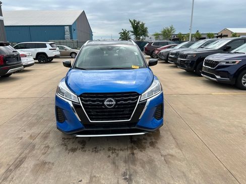 Used 2023 Nissan Kicks SV FWD image 5