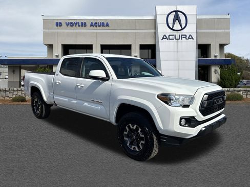 Used 2019 Toyota Tacoma SR5 image 3