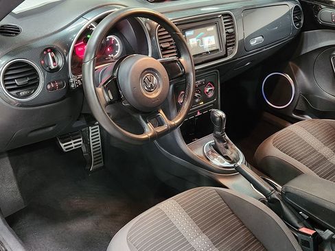 Used 2013 Volkswagen Beetle 2.0T image 42