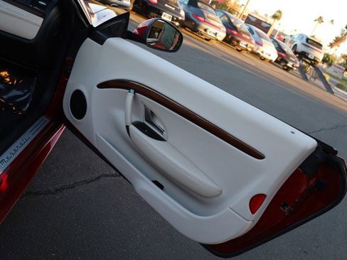 Used 2019 Maserati GranTurismo Sport image 41