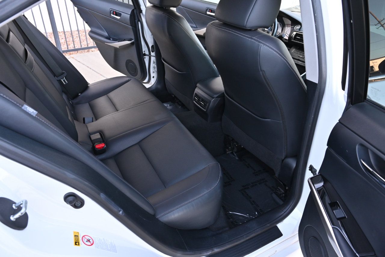 Used 2015 Lexus IS 250 w/ Premium Package RWD image 13