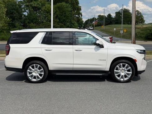 Certified 2024 Chevrolet Tahoe High Country AWD/4WD image 16