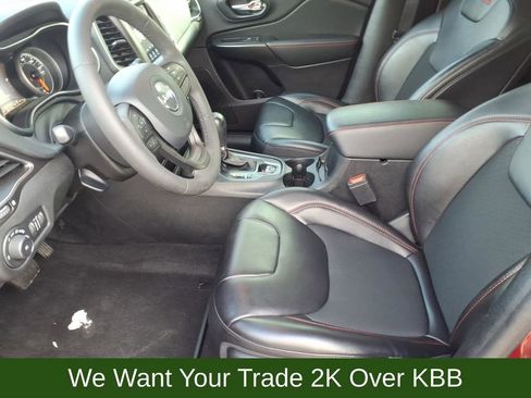 Used 2020 Jeep Cherokee Trailhawk w/ Trailer Tow Group image 9