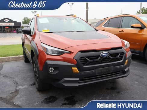 Used 2024 Subaru Crosstrek 2.5i Wilderness w/ Crosstrek Mirror Package AWD/4WD image 2