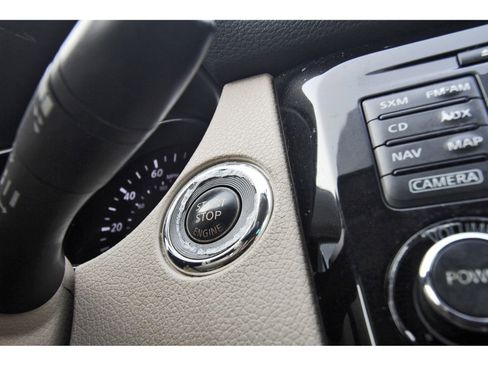 Used 2015 Nissan Rogue SL image 30