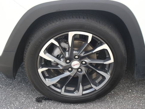 Used 2022 GMC Terrain SLT w/ Infotainment Package II FWD image 42