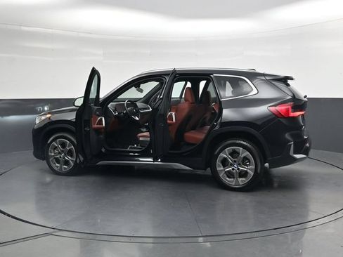 Used 2026 BMW X1 xDrive28i AWD/4WD image 40