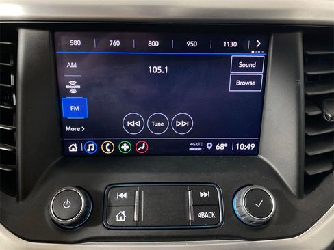 Certified 2023 GMC Acadia SLE w/ Driver Convenience Package image 16