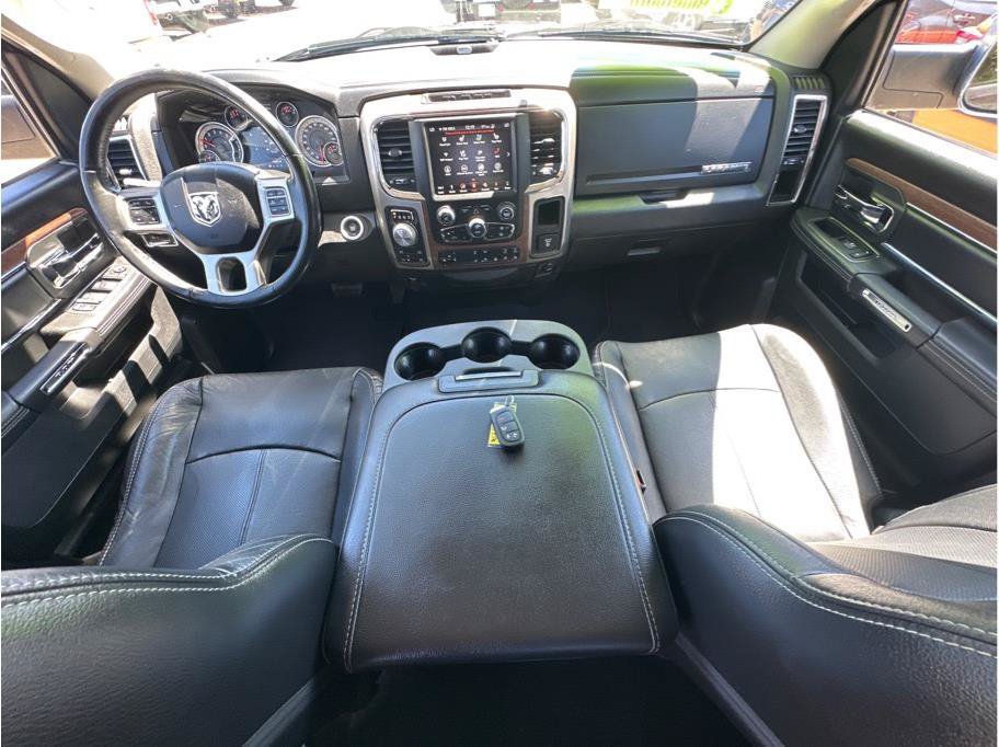 Used 2018 RAM 1500 Laramie w/ Convenience Group AWD/4WD image 19