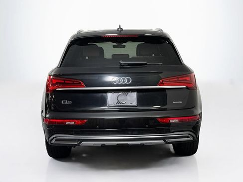 Used 2023 Audi Q5 2.0T Premium w/ Convenience Package AWD/4WD image 4