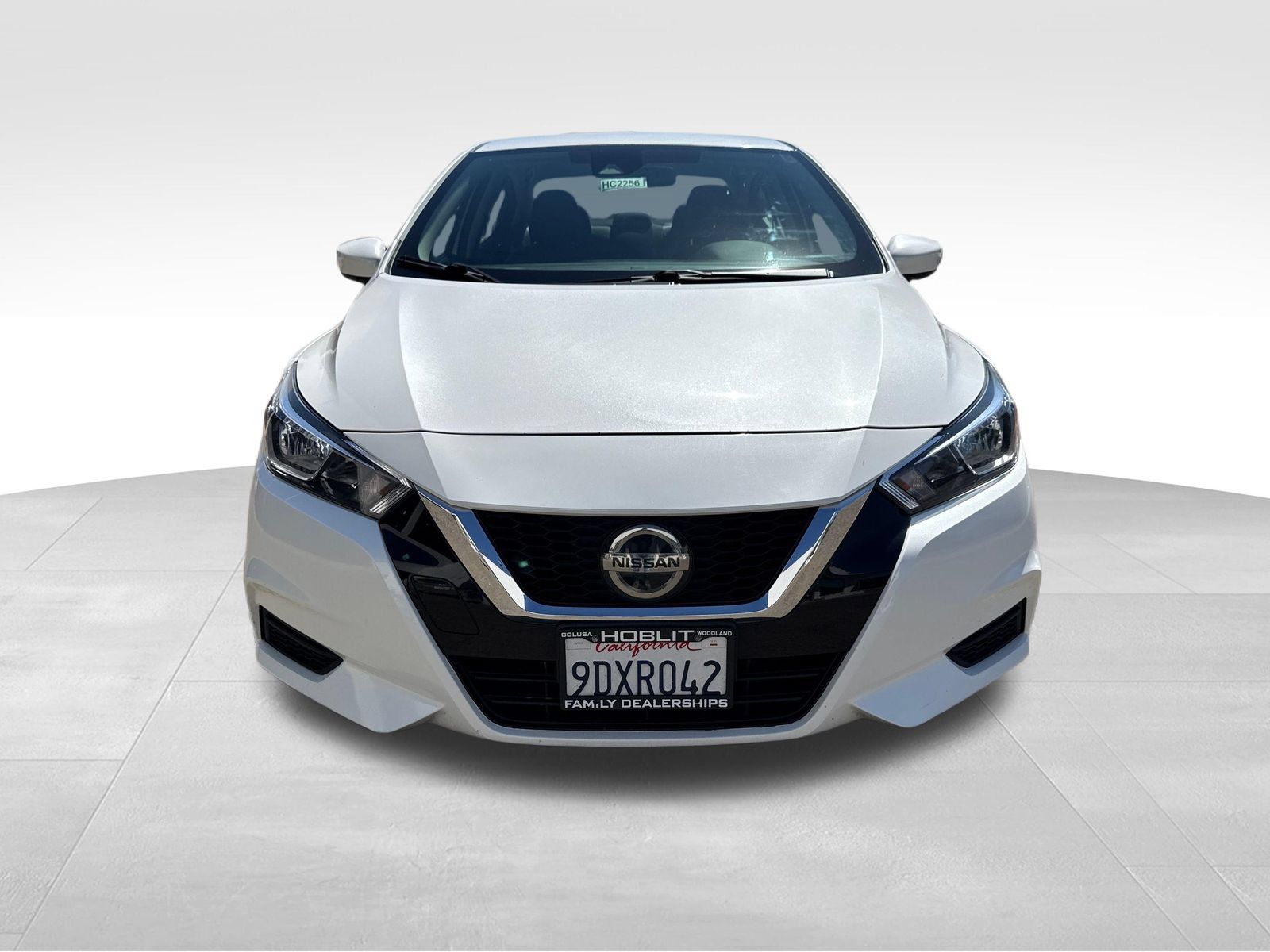 Used 2022 Nissan Versa SV FWD image 8