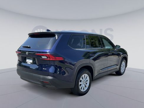 Used 2026 Toyota Grand Highlander AWD image 7