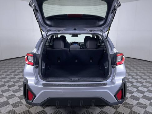 Used 2024 Subaru Crosstrek 2.0i AWD/4WD image 23