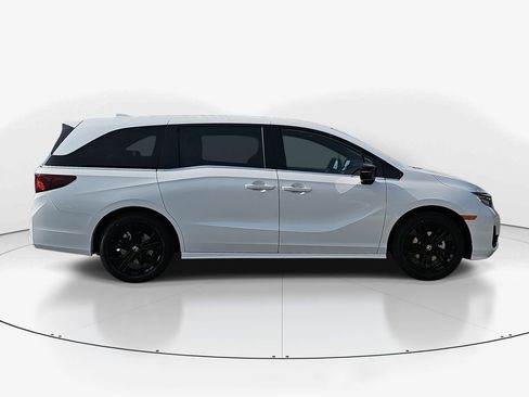 New 2026 Honda Odyssey Sport-L image 10