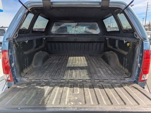 Used 2010 GMC Sierra 1500 SLT image 34