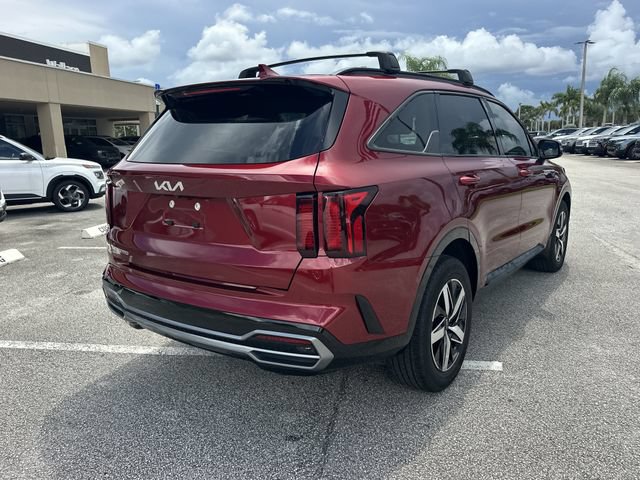 Used 2023 Kia Sorento EX w/ Panoramic Sunroof Package FWD image 6