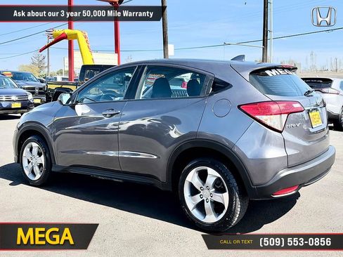 Used 2022 Honda HR-V LX image 8