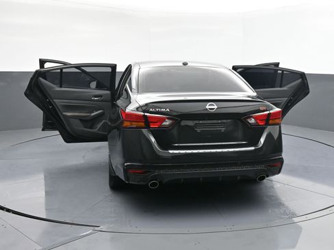 Used 2023 Nissan Altima 2.5 SR image 39