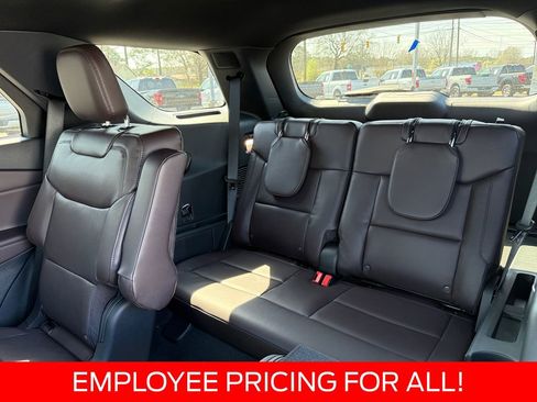 New 2026 Ford Explorer Platinum RWD image 19