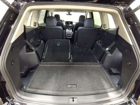 New 2026 Volkswagen Atlas SE image 17