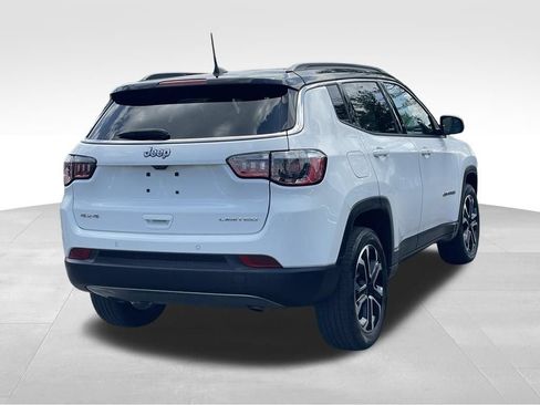 Used 2024 Jeep Compass Limited AWD/4WD image 4