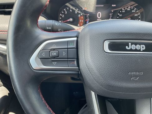 Used 2022 Jeep Compass Trailhawk w/ Sun and Sound Group AWD/4WD image 21