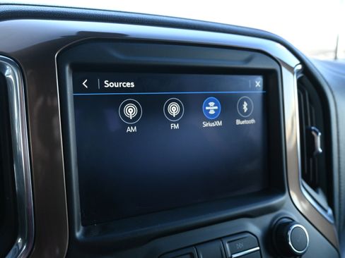 Used 2020 Chevrolet Silverado 3500 High Country w/ Technology Package image 35