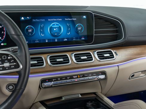 Used 2022 Mercedes-Benz GLS 450 450 4MATIC image 19