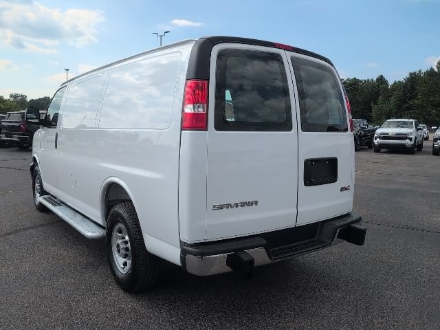 Used 2025 GMC Savana 2500 w/ Driver Convenience Package RWD image 6