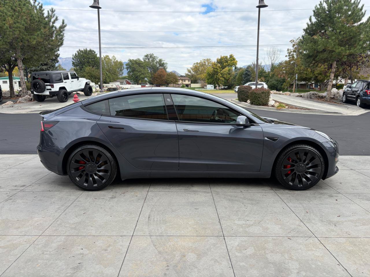 Used 2023 Tesla Model 3 Performance AWD/4WD image 3