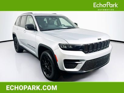 Used 2024 Jeep Grand Cherokee Altitude