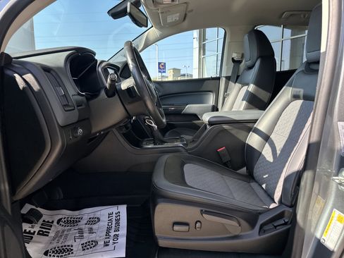 Used 2022 Chevrolet Colorado Z71 image 11