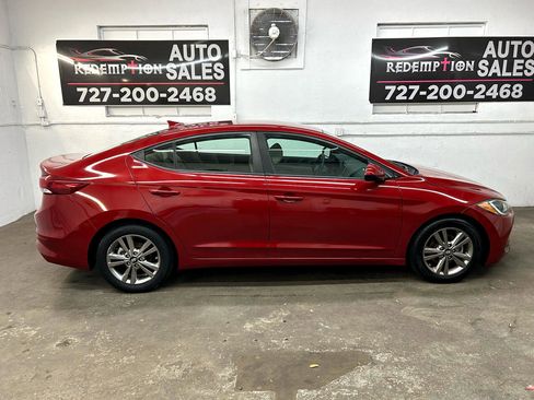 Used 2018 Hyundai Elantra SEL image 3