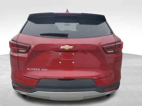 Used 2025 Chevrolet Blazer LT AWD/4WD image 4