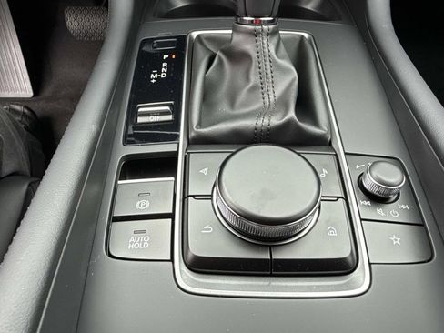 New 2026 MAZDA MAZDA3 2.5 S Sedan w/ Preferred Pkg FWD image 38