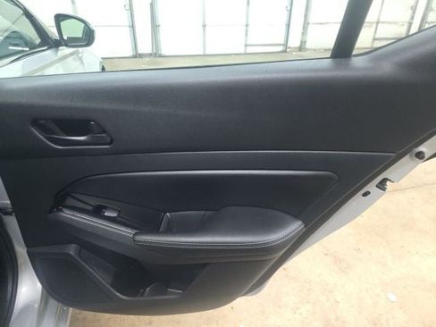 Used 2023 Nissan Altima 2.5 SV FWD image 7