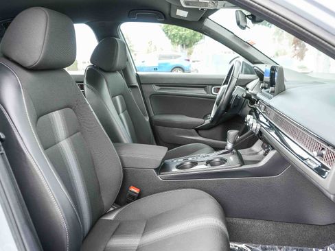 Used 2024 Honda Civic Sport image 17