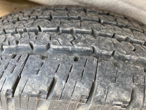 Used 2010 Chevrolet Express 1500 w/ Power Package image 13