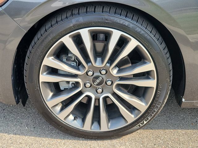 Used 2018 Lincoln Continental Reserve w/ Continental Climate Package AWD/4WD image 5