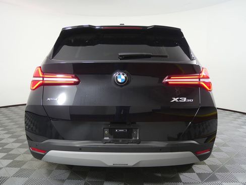 Certified 2025 BMW X3 xDrive30i image 4